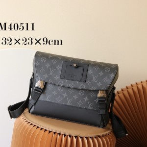 루이비통 남자 크로스백 