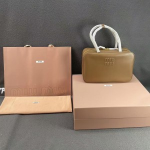 미우미우 보백 탑핸들백 숄더백