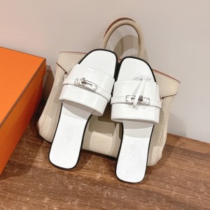 에르메스 켈리 버클 슬리퍼