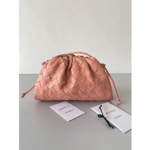 보테가베네타 만두 파우치 크로스백 585852