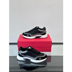 발렌티노 스니커즈 남성