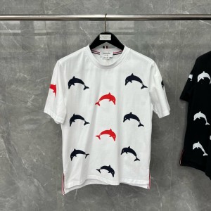 톰브라운 티셔츠