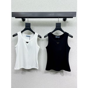 프라다 로고 나시티