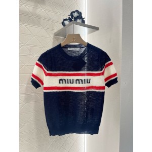 미우미우 로고 티