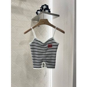 미우미우 나시티